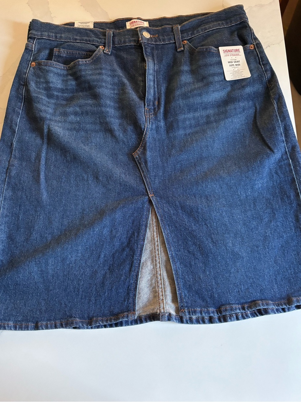 Levi's Dark Blue Denim midi Skirt with Front Slit